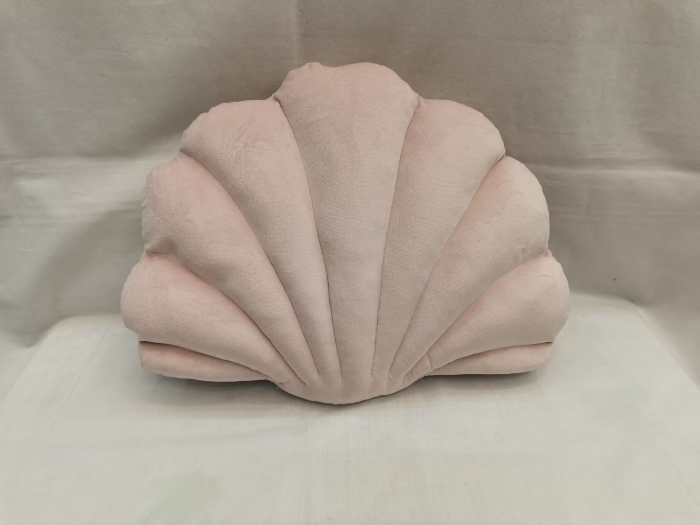 Coussin coquillage velours